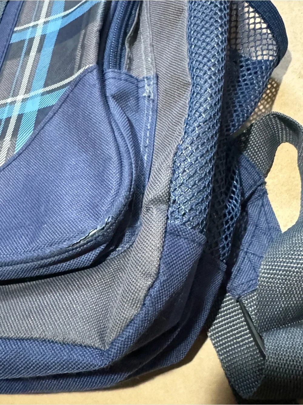 Classic Trailmaker blue backpack unisex Navy Plaid Men's Backpack